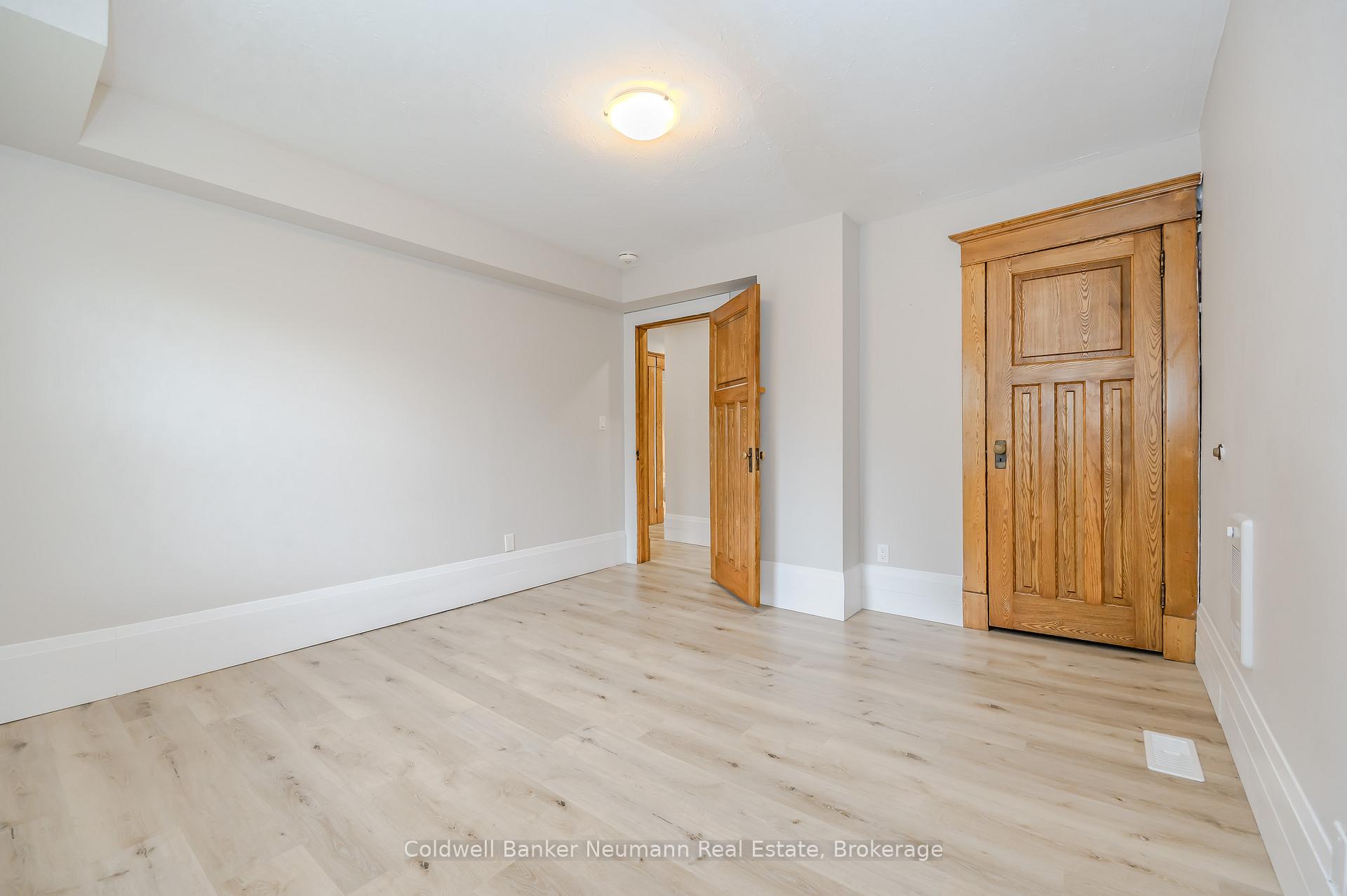 Photo 25 of 44 Roseview Avenue, Cambridge, Downtown Cambridge — HOMEH
