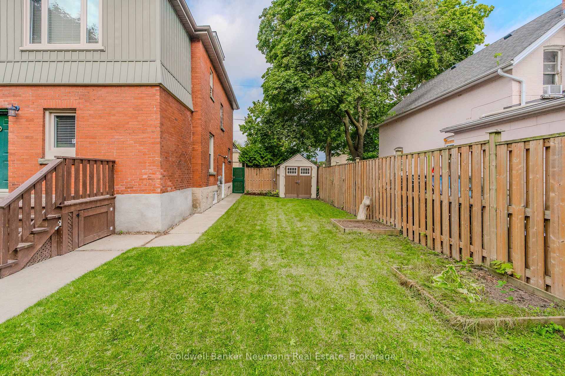 Photo 35 of 44 Roseview Avenue, Cambridge, Downtown Cambridge — HOMEH