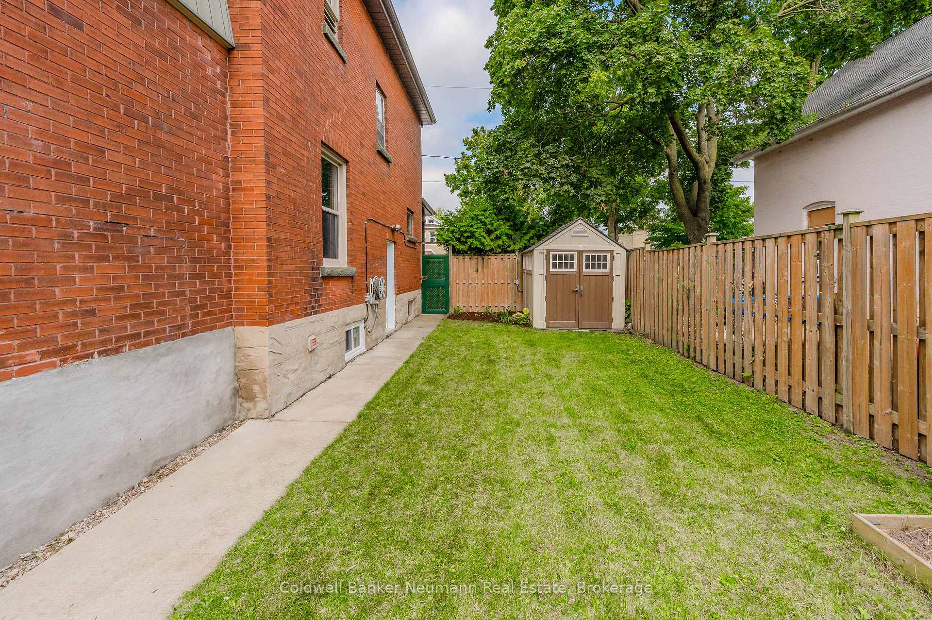 Photo 36 of 44 Roseview Avenue, Cambridge, Downtown Cambridge — HOMEH