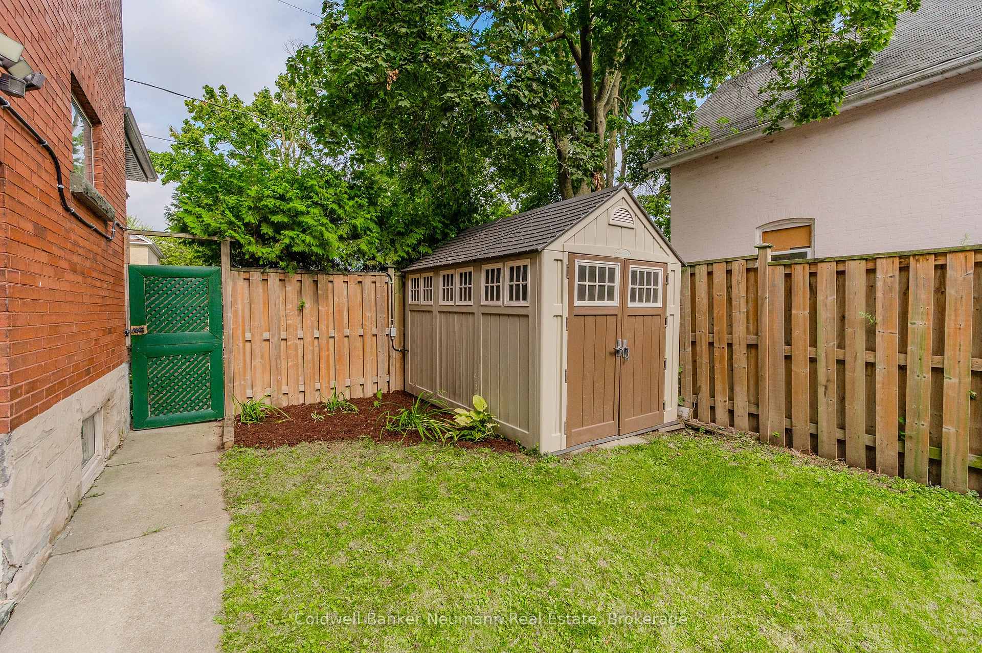 Photo 38 of 44 Roseview Avenue, Cambridge, Downtown Cambridge — HOMEH