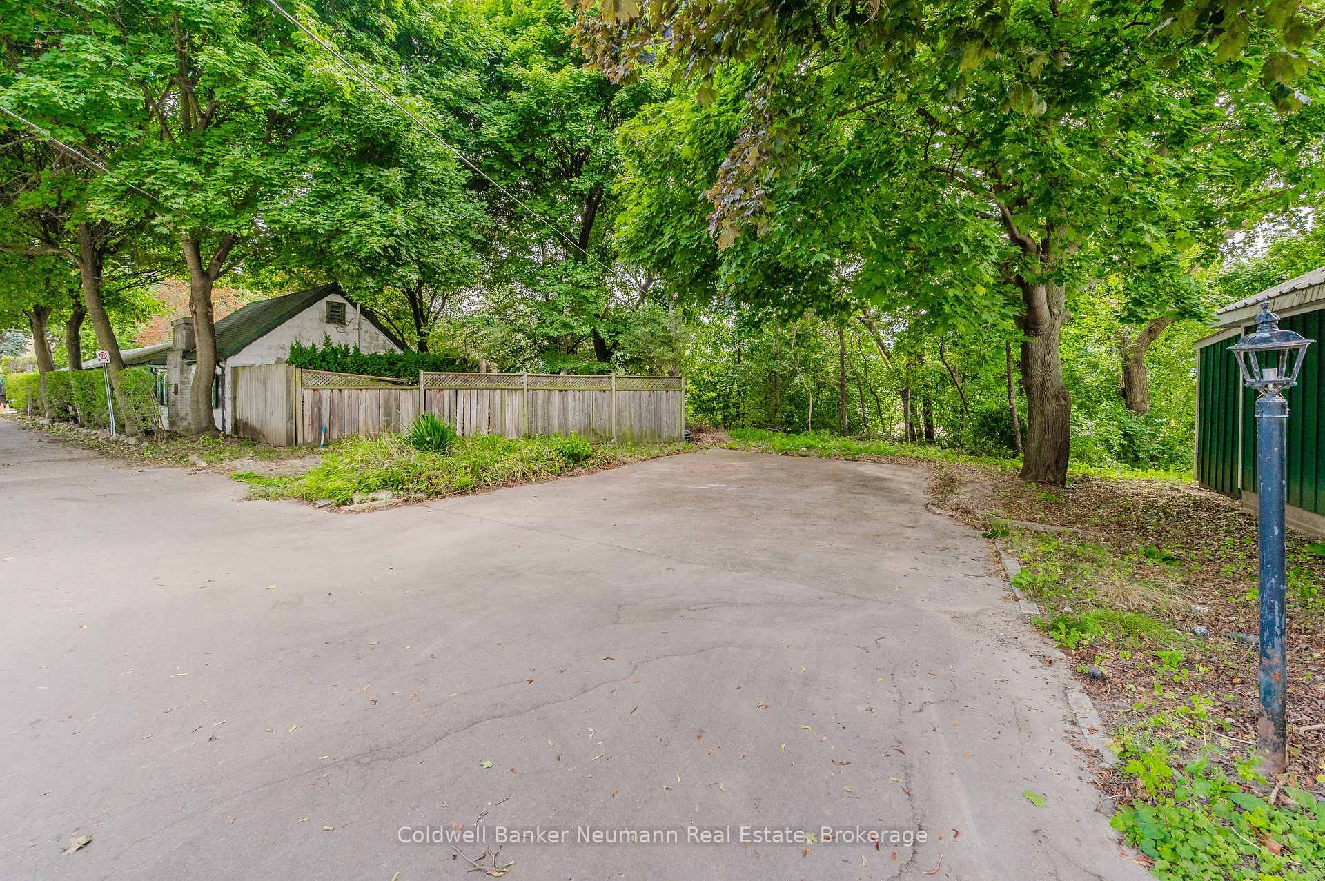 Photo 40 of 44 Roseview Avenue, Cambridge, Downtown Cambridge — HOMEH