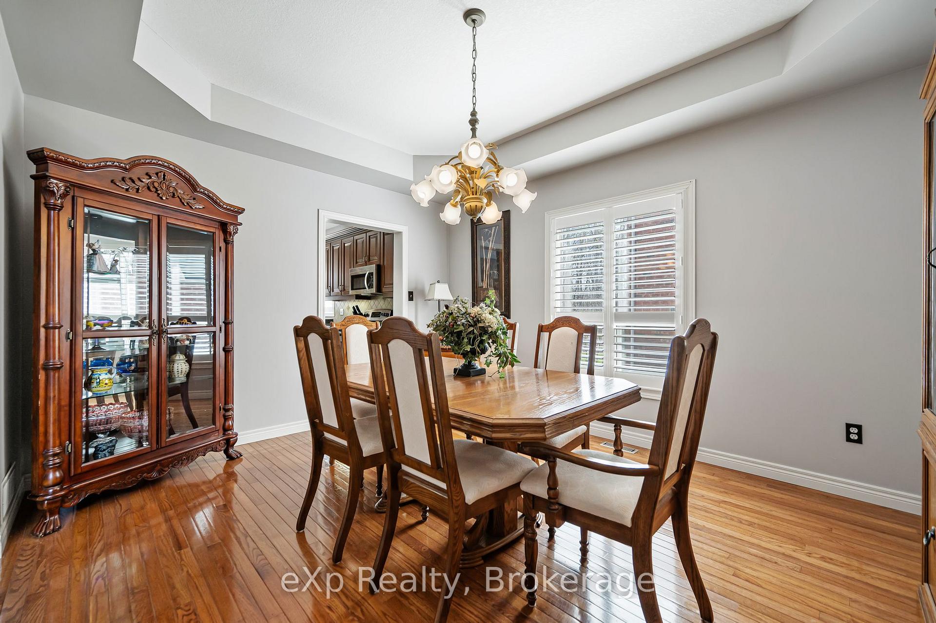 Photo 9 of 45 McGarr Court, Guelph, Pineridge/Westminster Woods — HOMEH