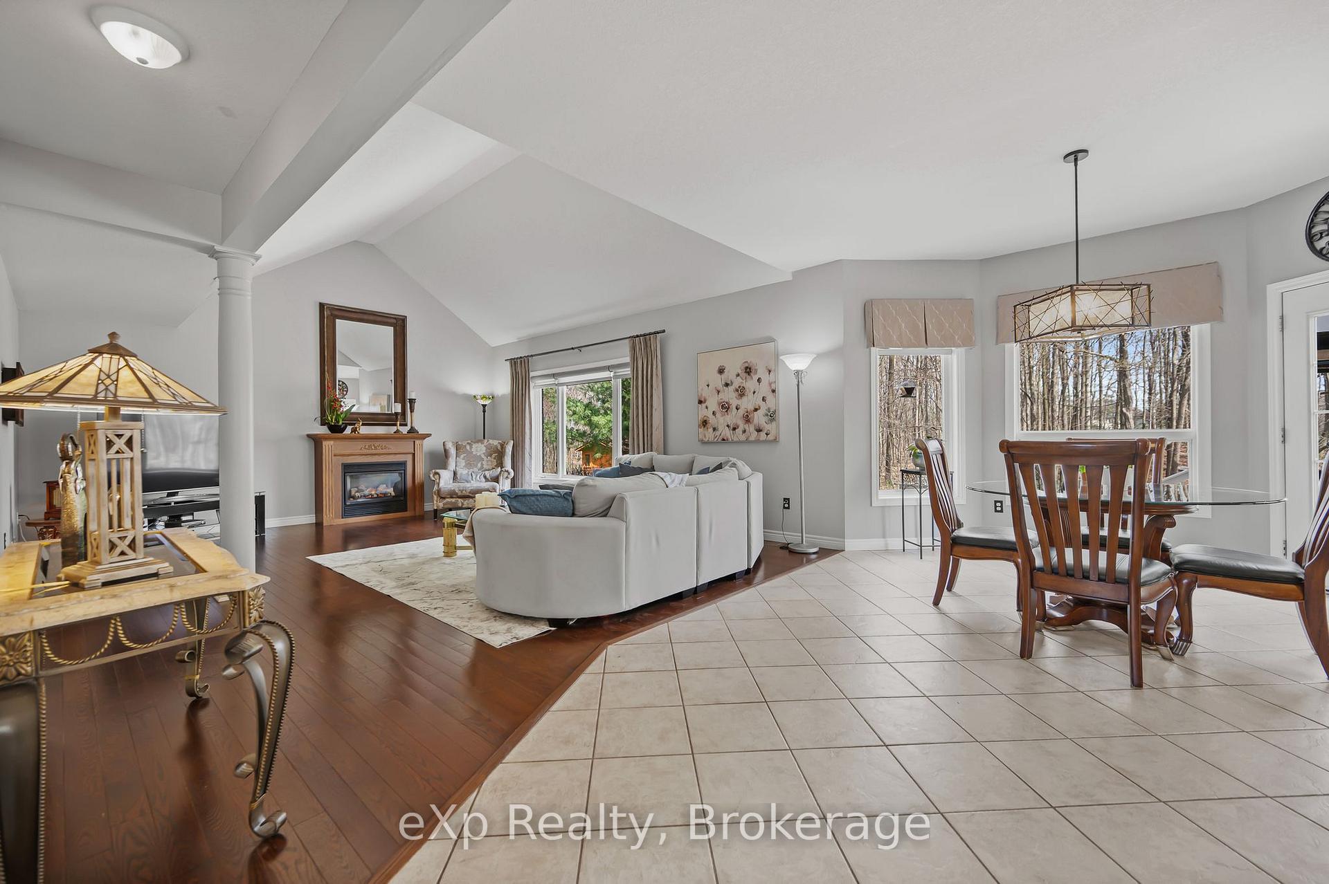 Photo 11 of 45 McGarr Court, Guelph, Pineridge/Westminster Woods — HOMEH