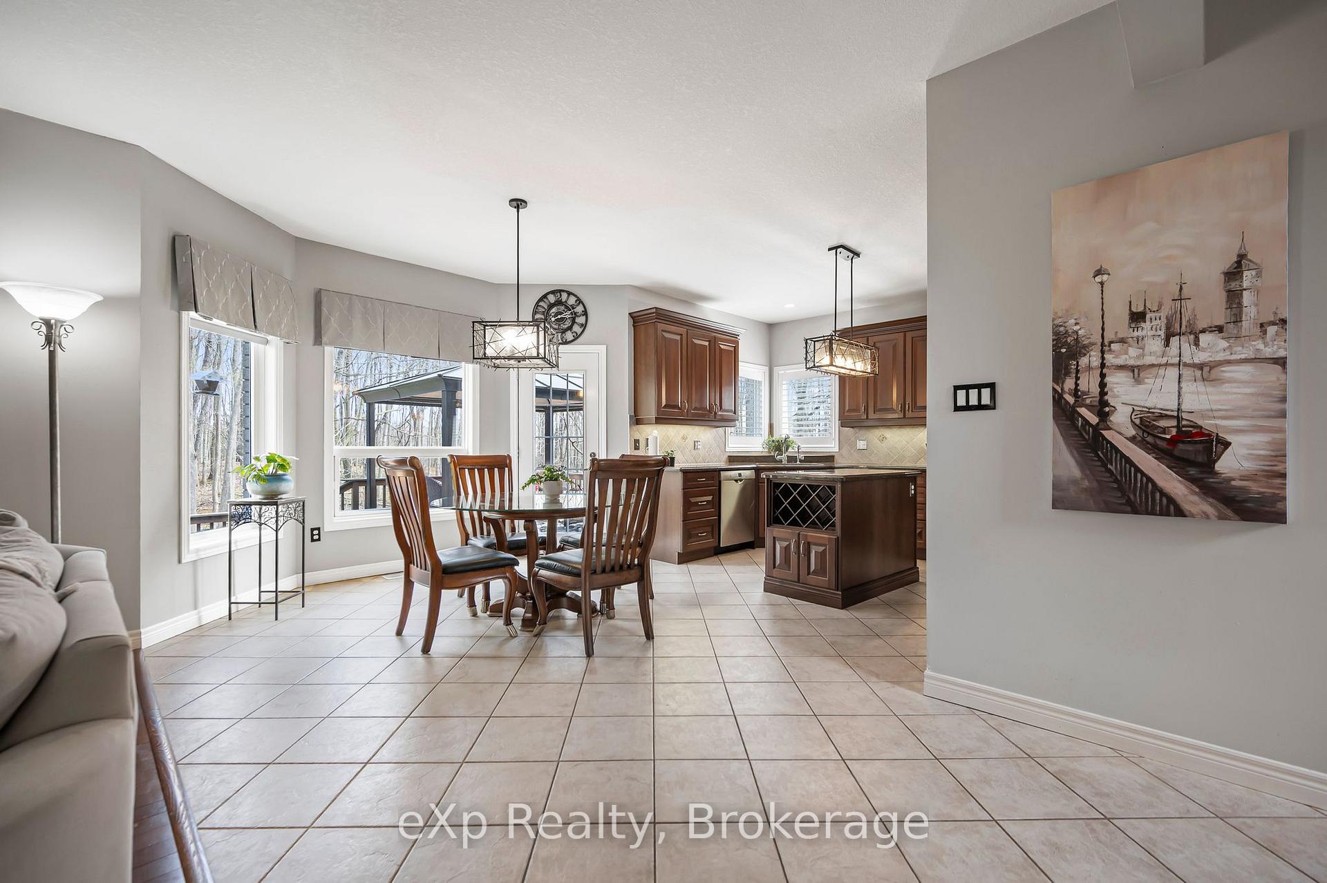 Photo 16 of 45 McGarr Court, Guelph, Pineridge/Westminster Woods — HOMEH