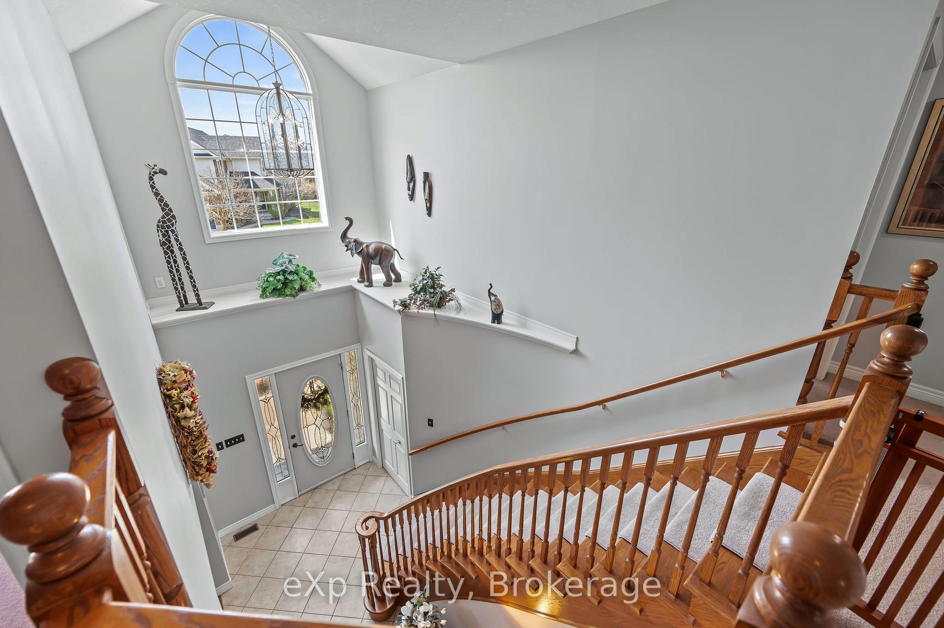 Photo 24 of 45 McGarr Court, Guelph, Pineridge/Westminster Woods — HOMEH