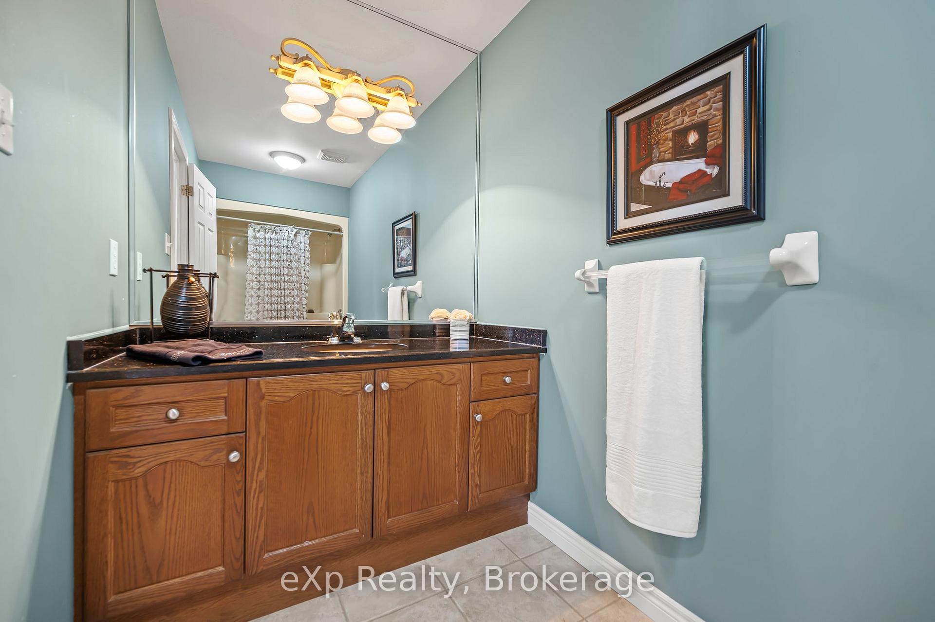 Photo 32 of 45 McGarr Court, Guelph, Pineridge/Westminster Woods — HOMEH