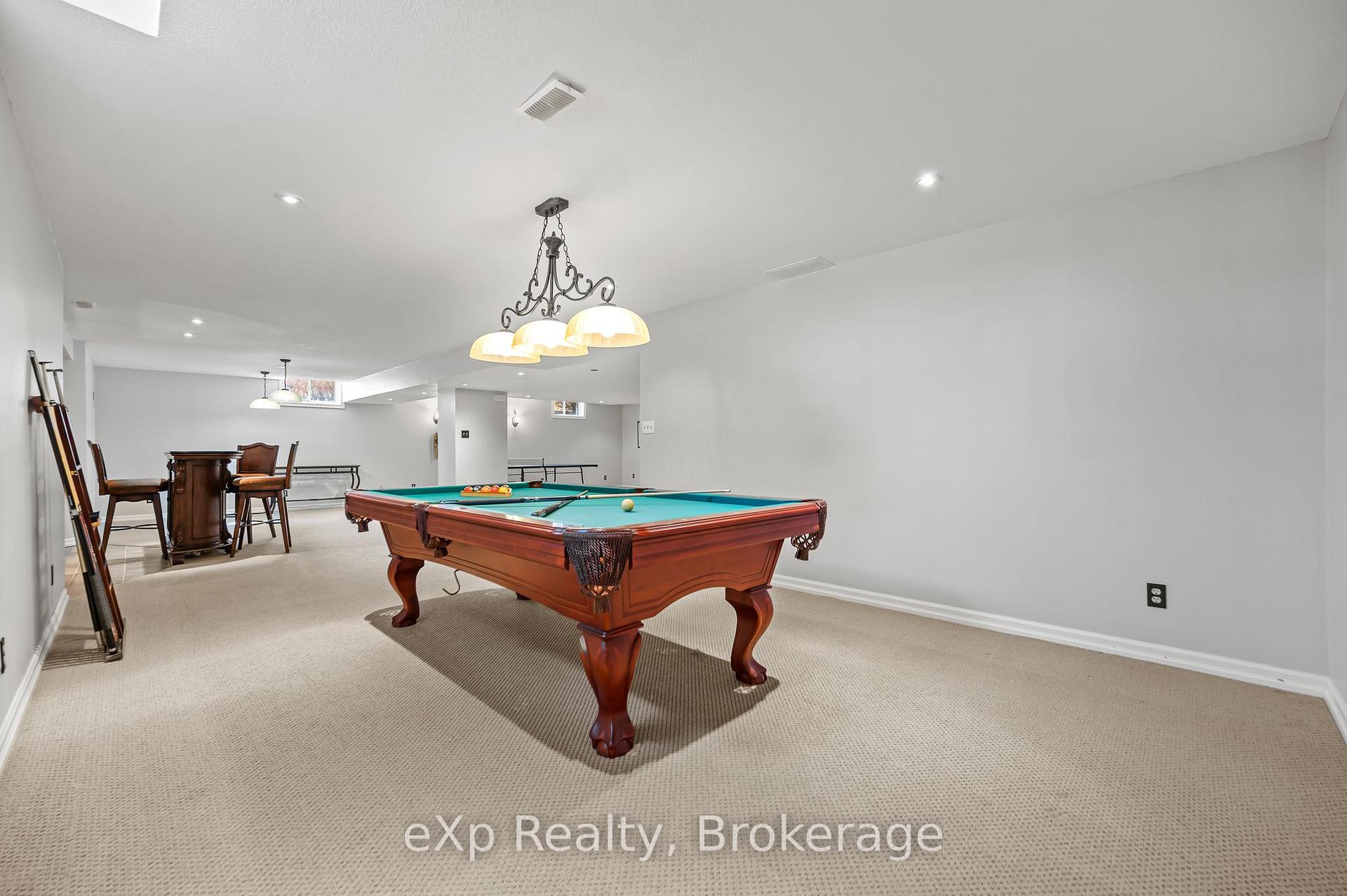 Photo 38 of 45 McGarr Court, Guelph, Pineridge/Westminster Woods — HOMEH