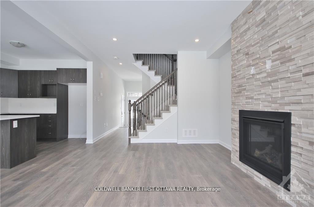 Photo 7 of 788 Cappamore Drive, Ottawa, Barrhaven - Half Moon Bay — HOMEH