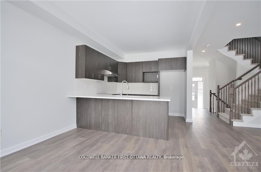 Photo 11 of 788 Cappamore Drive, Ottawa, Barrhaven - Half Moon Bay — HOMEH