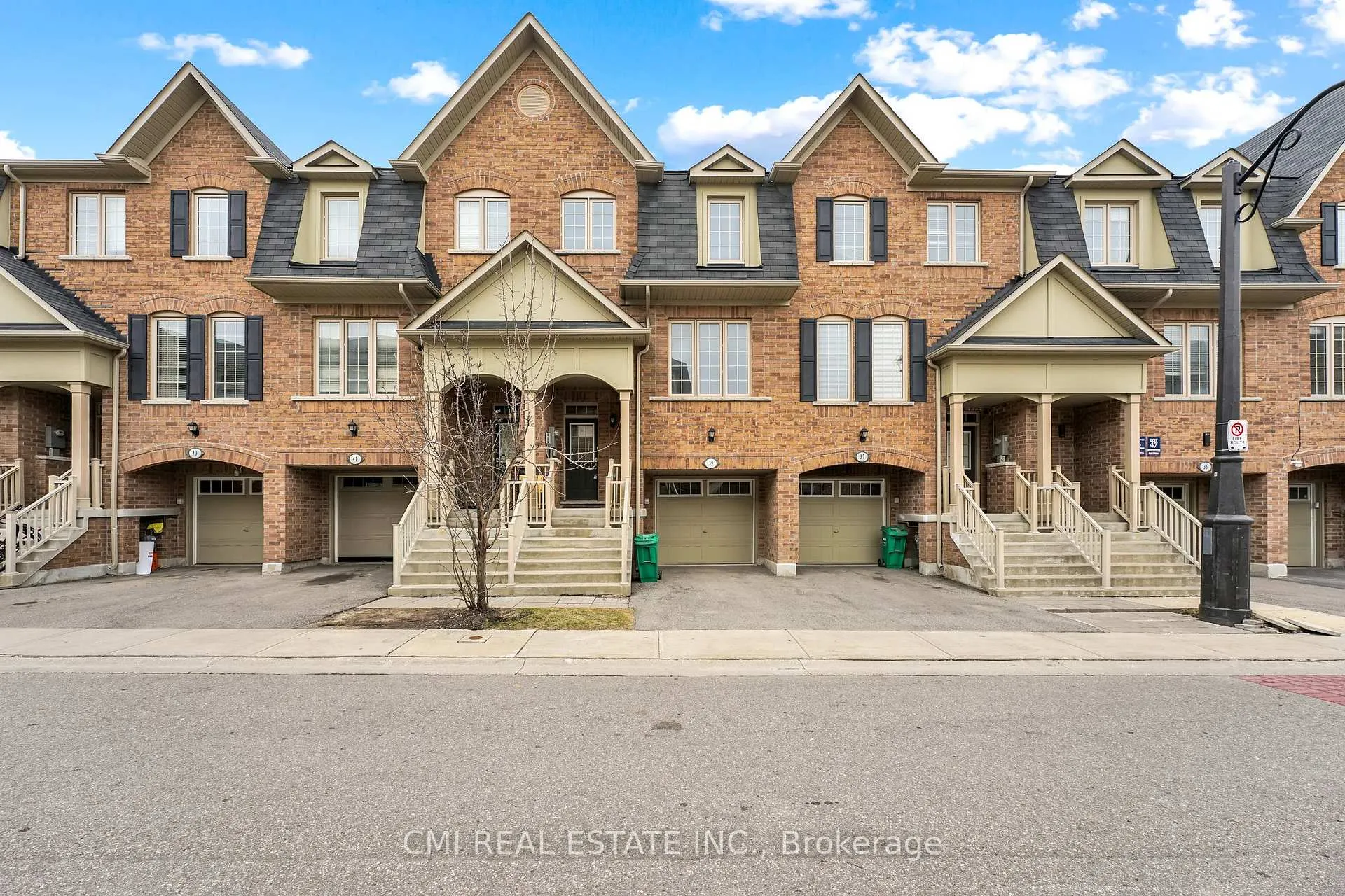 Photo 24 of 39 Sea Drifter Crescent, Brampton, Bram East — HOMEH