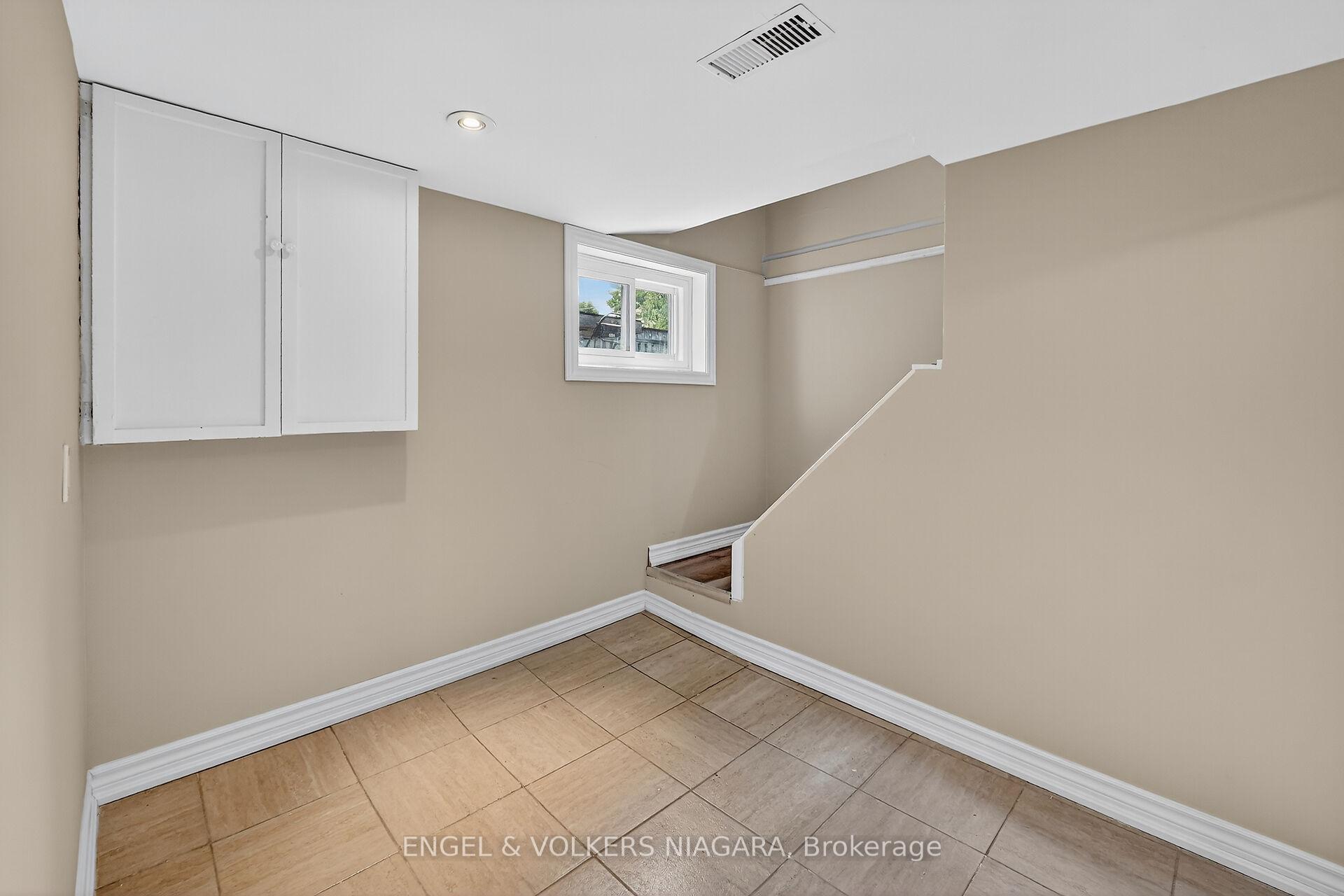 Photo 23 of 141 Cope Street, Hamilton, Homeside — HOMEH