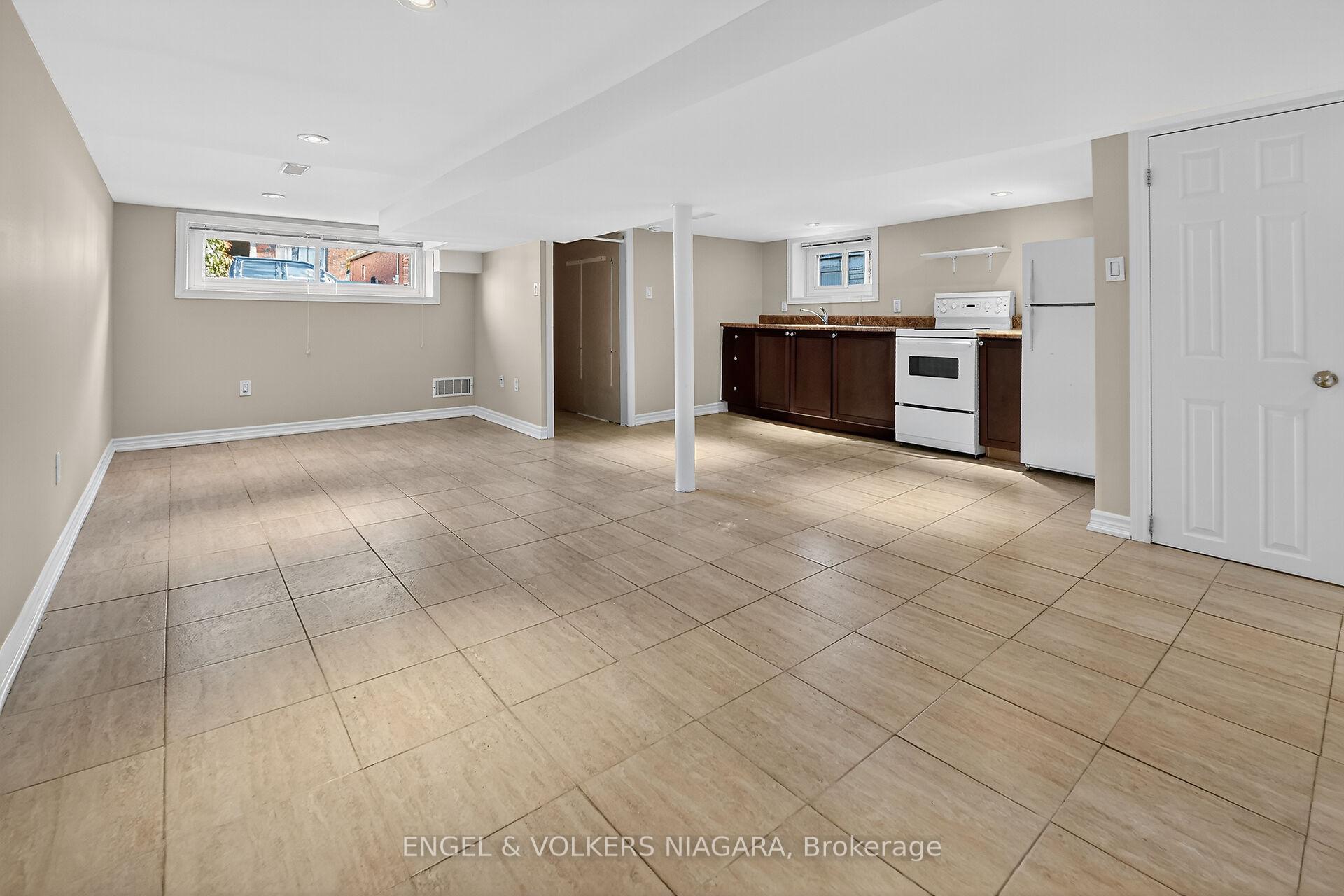 Photo 25 of 141 Cope Street, Hamilton, Homeside — HOMEH