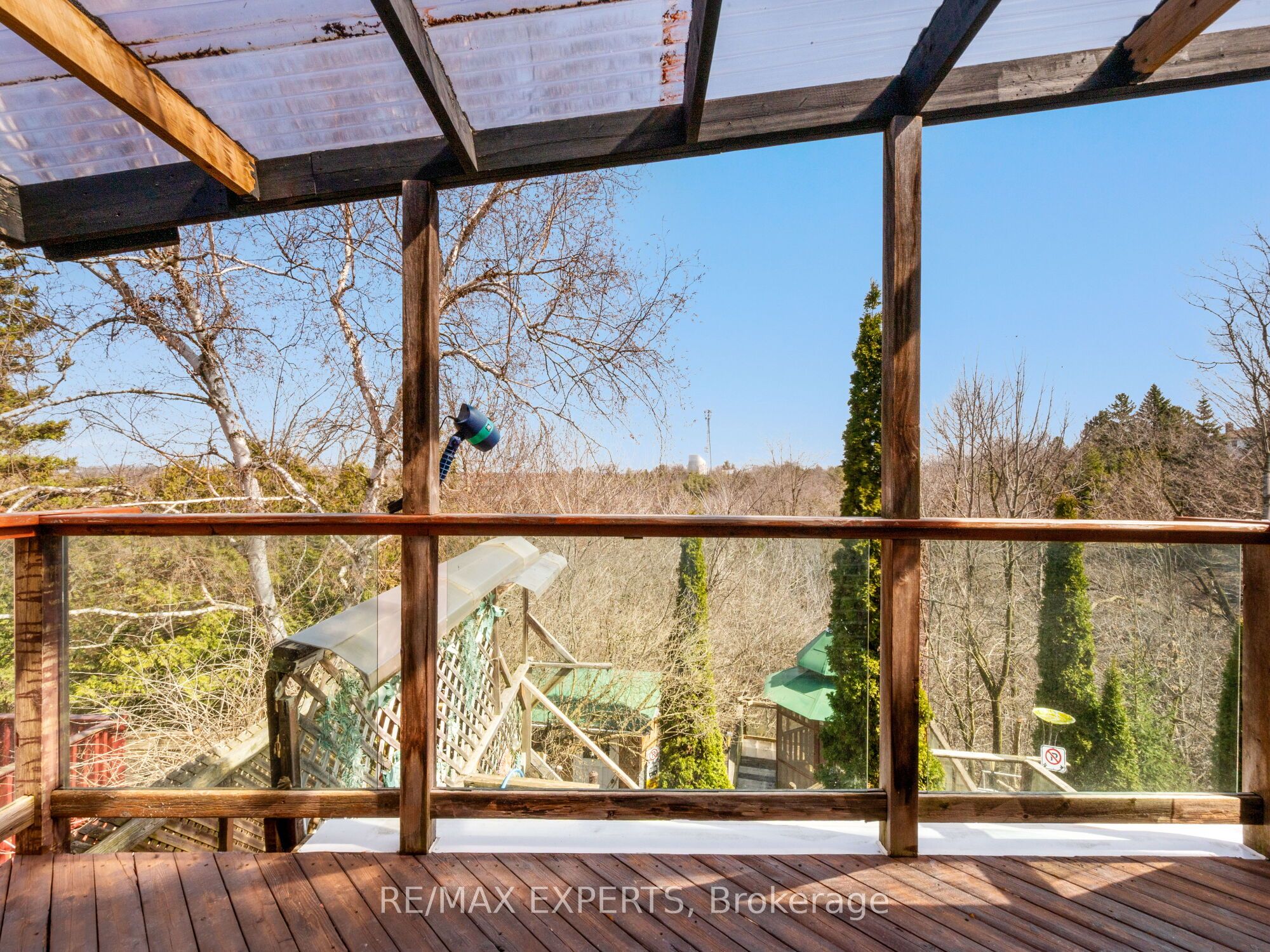 Photo 21 of 215 Ridge Road, Caledon, Bolton West — HOMEH