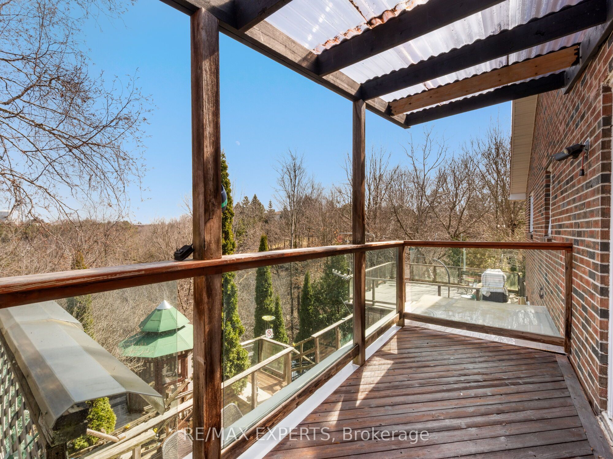 Photo 22 of 215 Ridge Road, Caledon, Bolton West — HOMEH