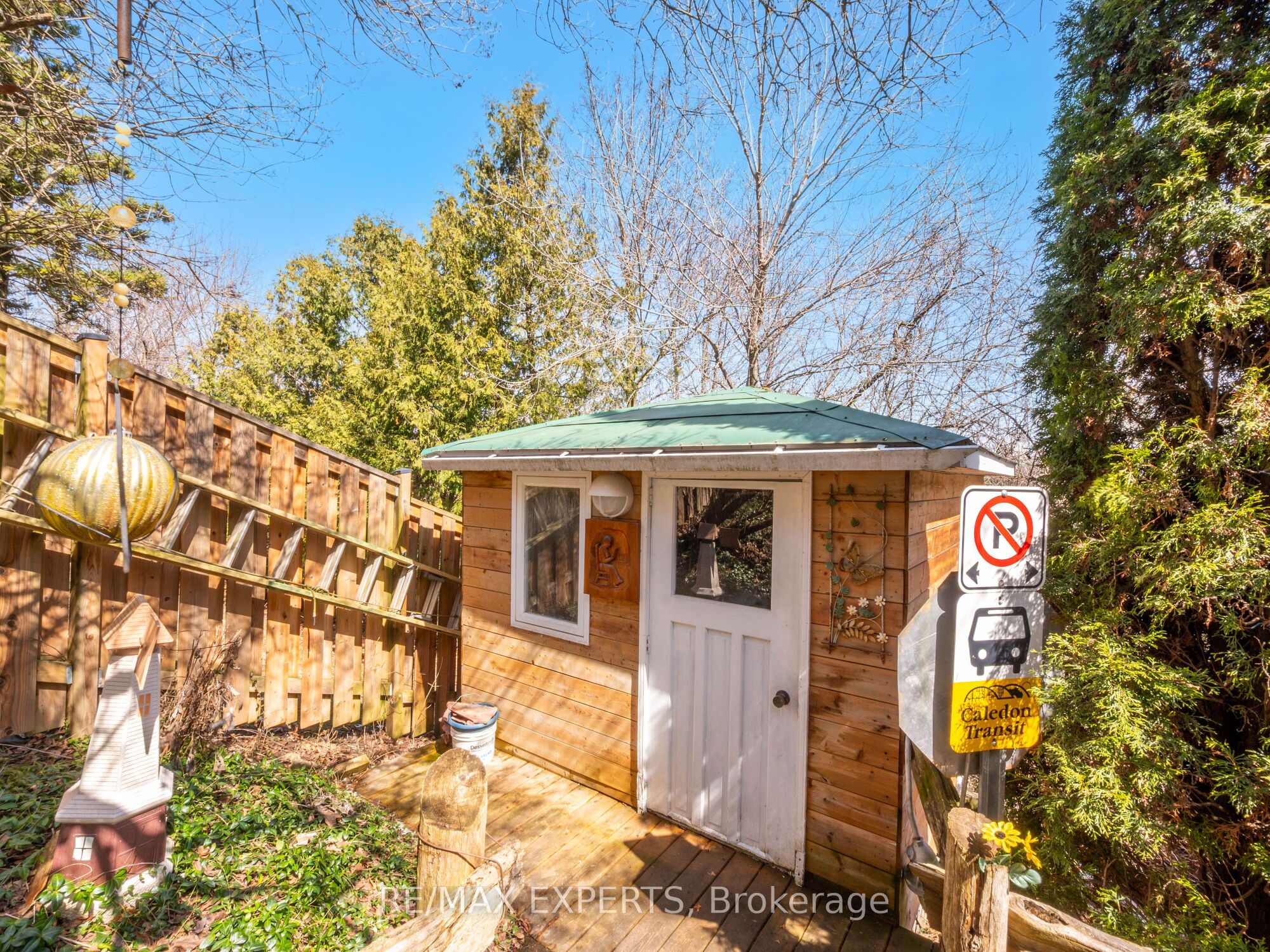 Photo 48 of 215 Ridge Road, Caledon, Bolton West — HOMEH