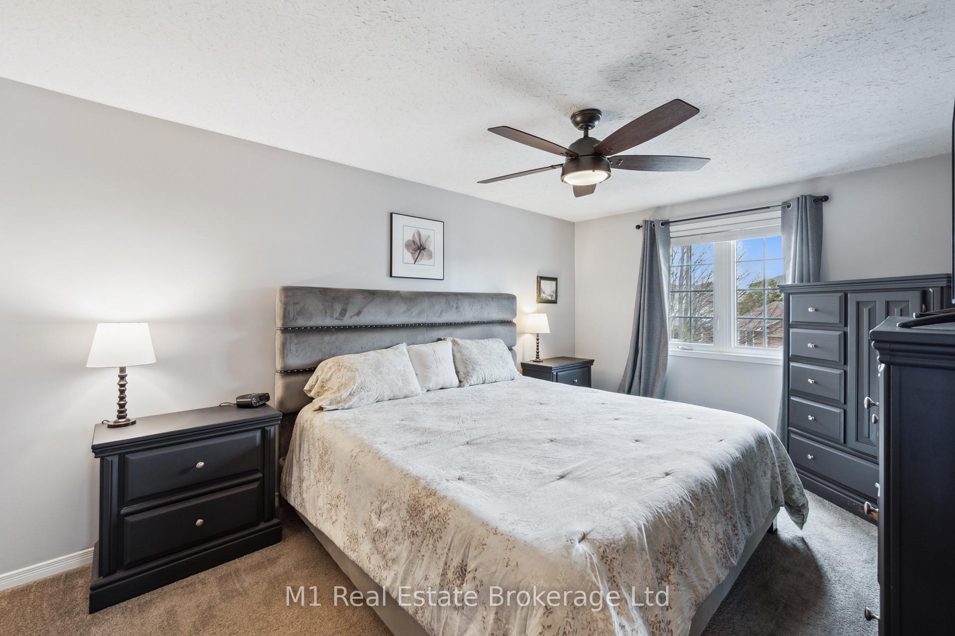 Photo 22 of 80 Doyle Drive, Guelph, Clairfields/Hanlon Business Park — HOMEH