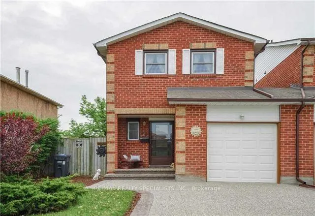 Photo 9 of 30 Adam Street W, Brampton, Heart Lake West — HOMEH