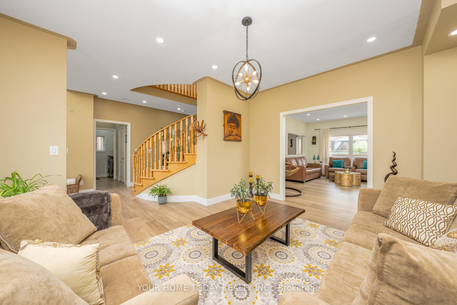 Photo 6 of 6 Callaghan Crescent, Halton Hills, Georgetown — HOMEH