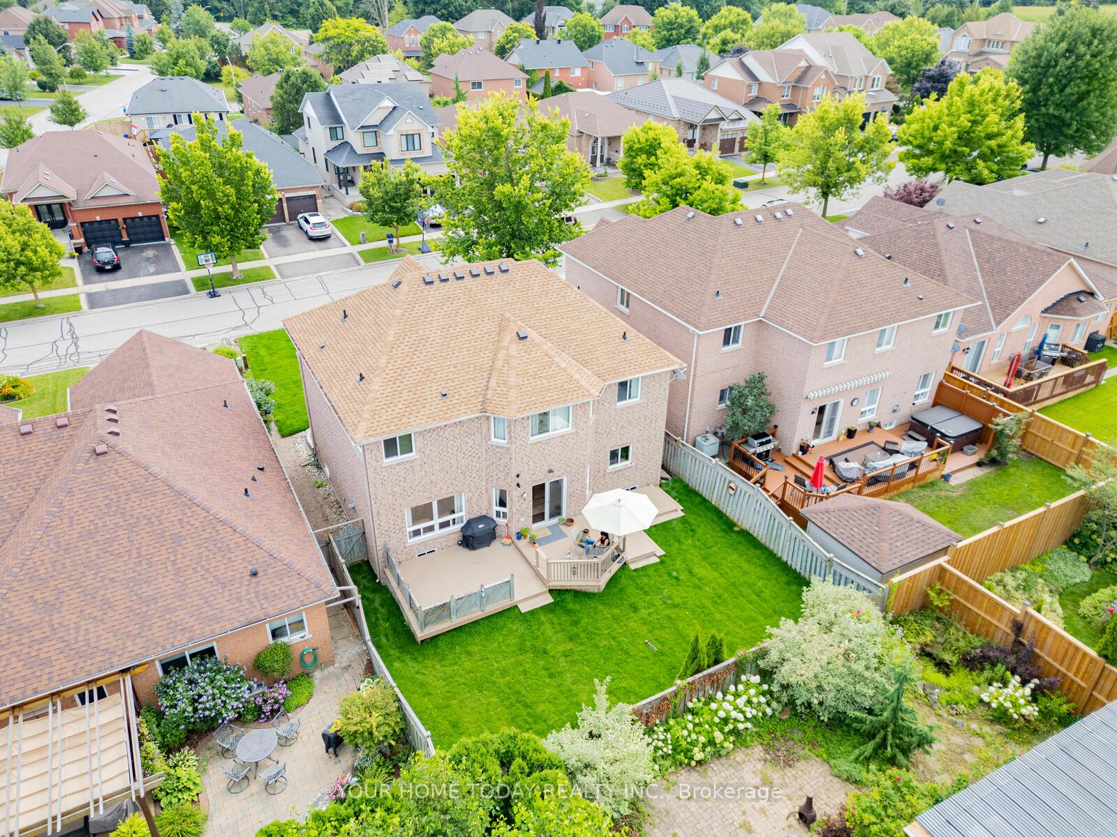 Photo 39 of 6 Callaghan Crescent, Halton Hills, Georgetown — HOMEH