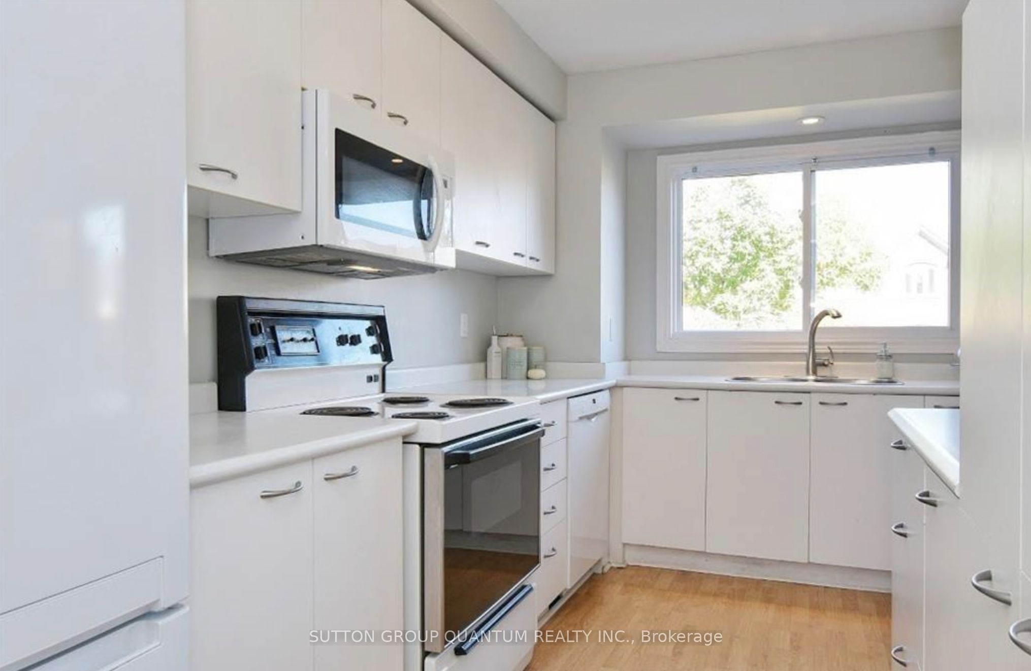 Photo 23 of Unit 21, 2940 Headon Forest Drive, Burlington, Headon — HOMEH