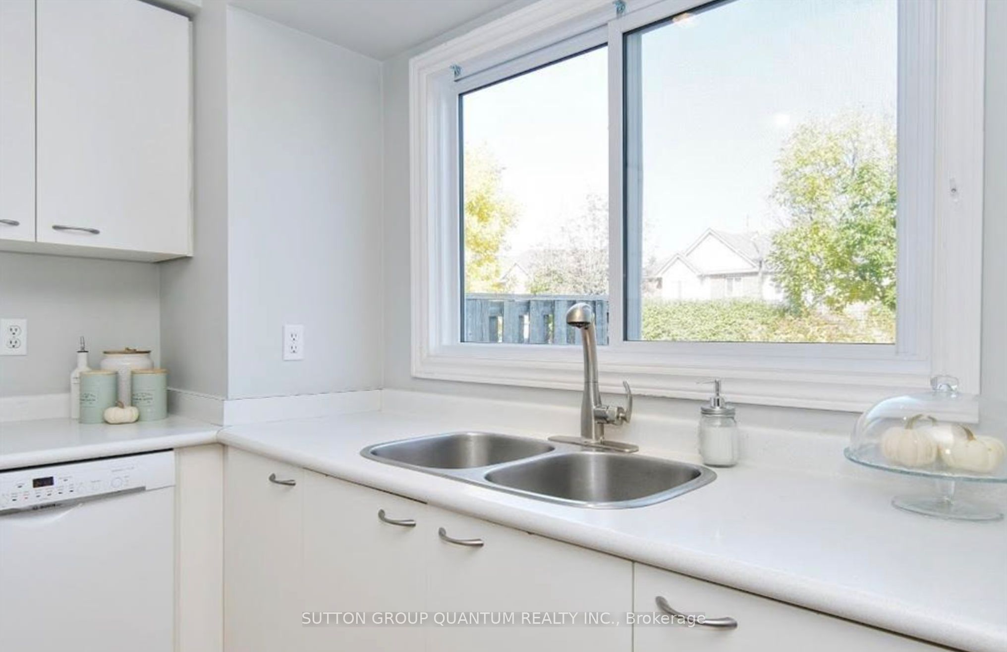 Photo 25 of Unit 21, 2940 Headon Forest Drive, Burlington, Headon — HOMEH