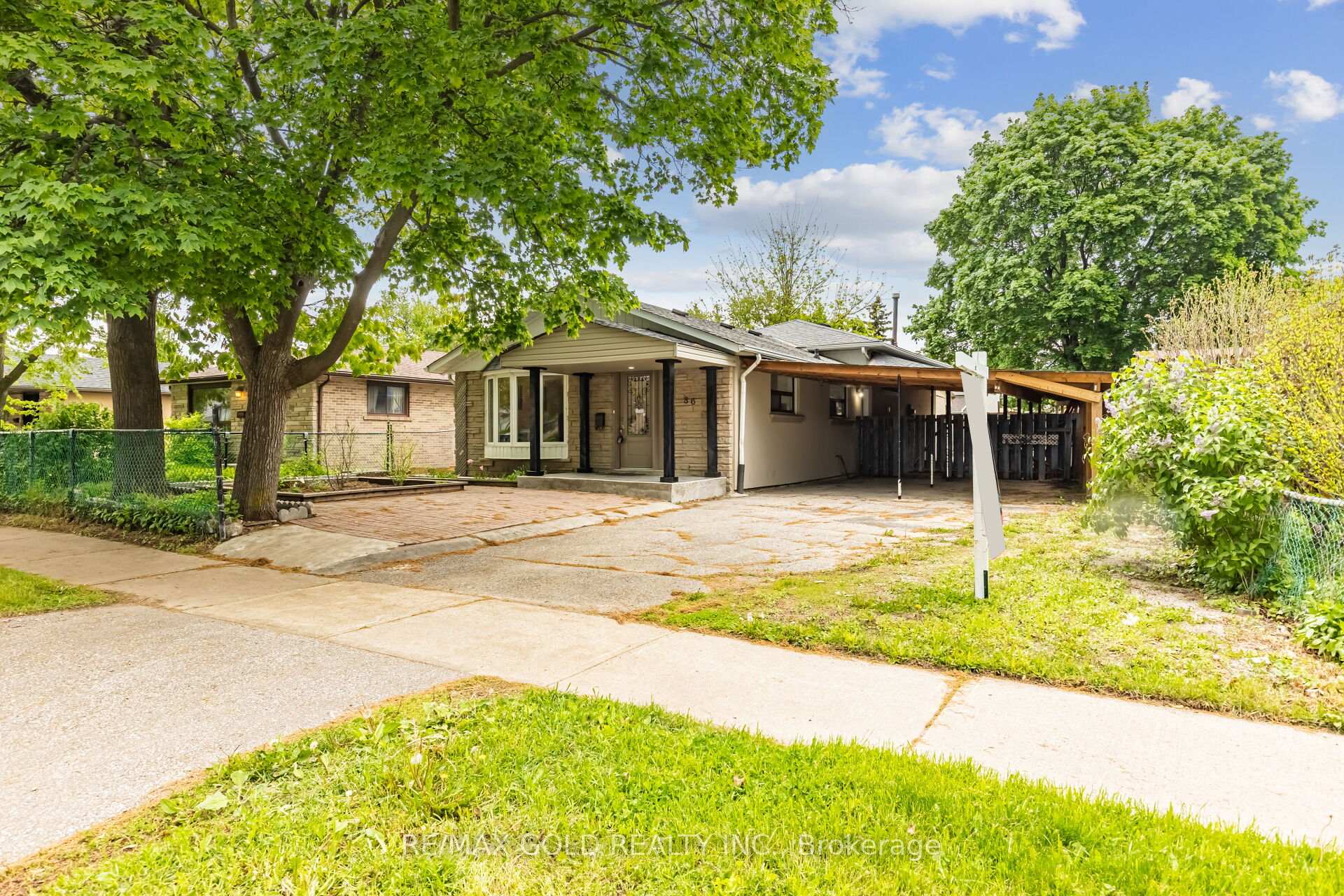Photo 9 of 86 Rutherford Road N, Brampton, Madoc — HOMEH