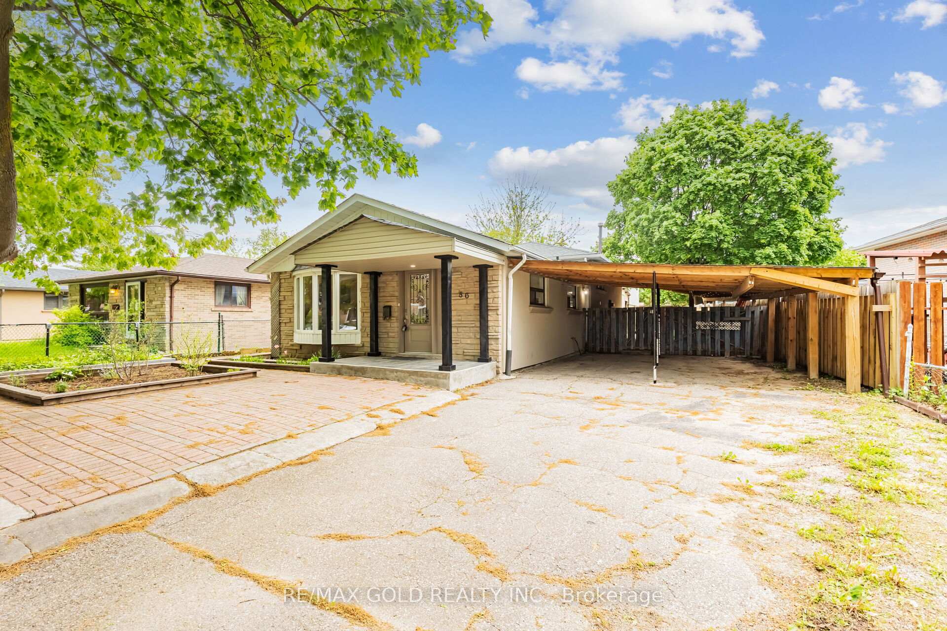 Photo 10 of 86 Rutherford Road N, Brampton, Madoc — HOMEH