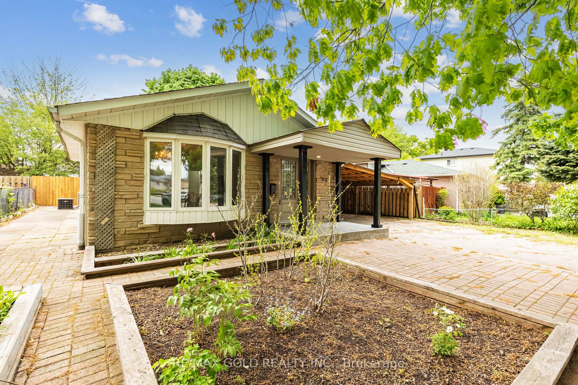 Photo 43 of 86 Rutherford Road N, Brampton, Madoc — HOMEH