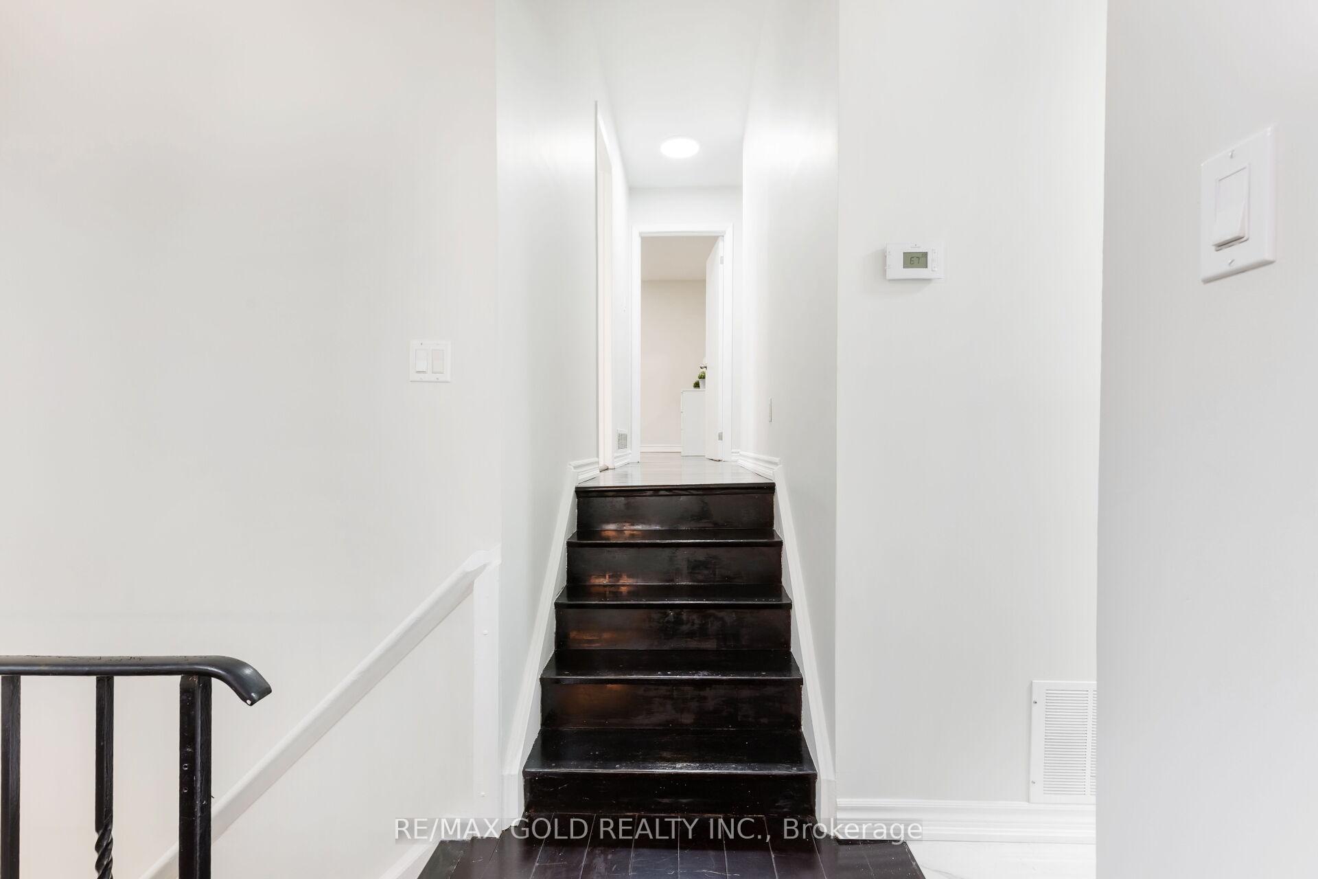 Photo 12 of 86 Rutherford Road N, Brampton, Madoc — HOMEH