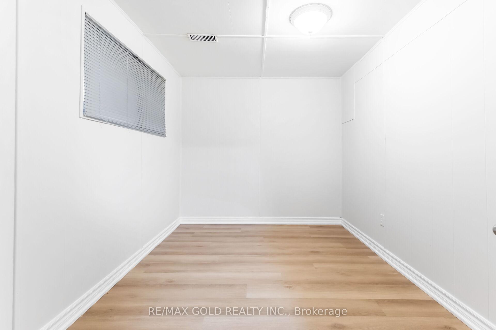 Photo 38 of 86 Rutherford Road N, Brampton, Madoc — HOMEH