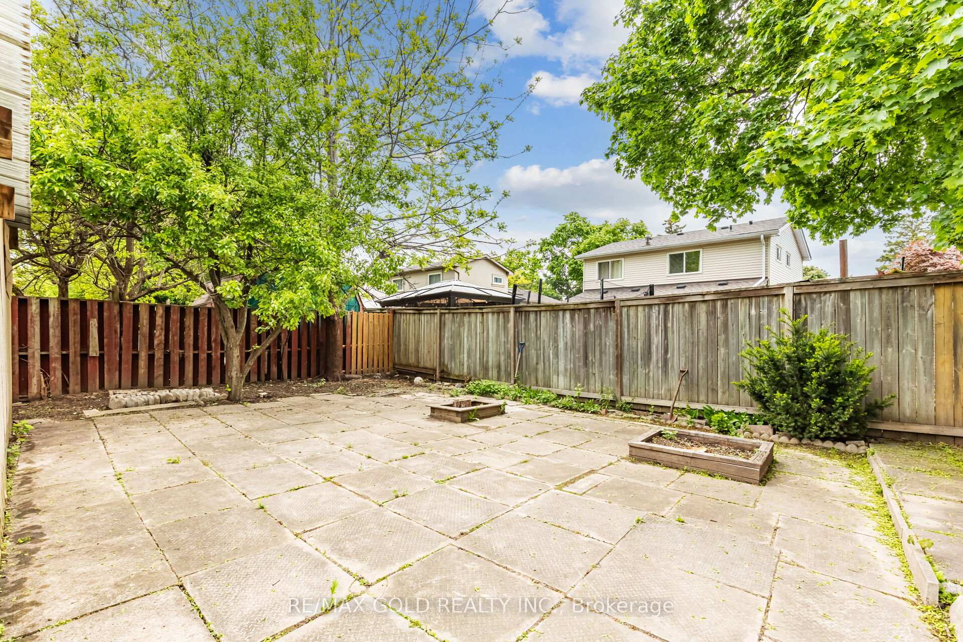 Photo 40 of 86 Rutherford Road N, Brampton, Madoc — HOMEH