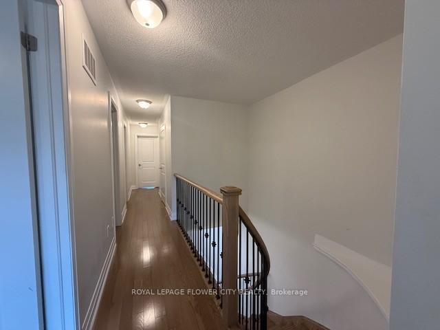 Photo 16 of 11 Dalbeattie Drive, Brampton, Bram West — HOMEH