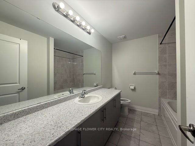 Photo 21 of 11 Dalbeattie Drive, Brampton, Bram West — HOMEH