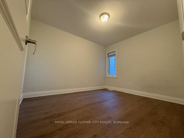 Photo 23 of 11 Dalbeattie Drive, Brampton, Bram West — HOMEH