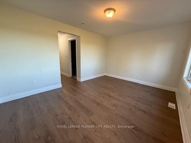 Photo 27 of 11 Dalbeattie Drive, Brampton, Bram West — HOMEH
