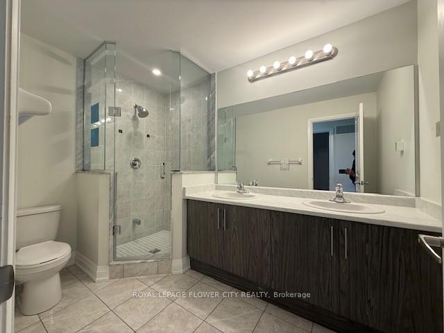 Photo 29 of 11 Dalbeattie Drive, Brampton, Bram West — HOMEH