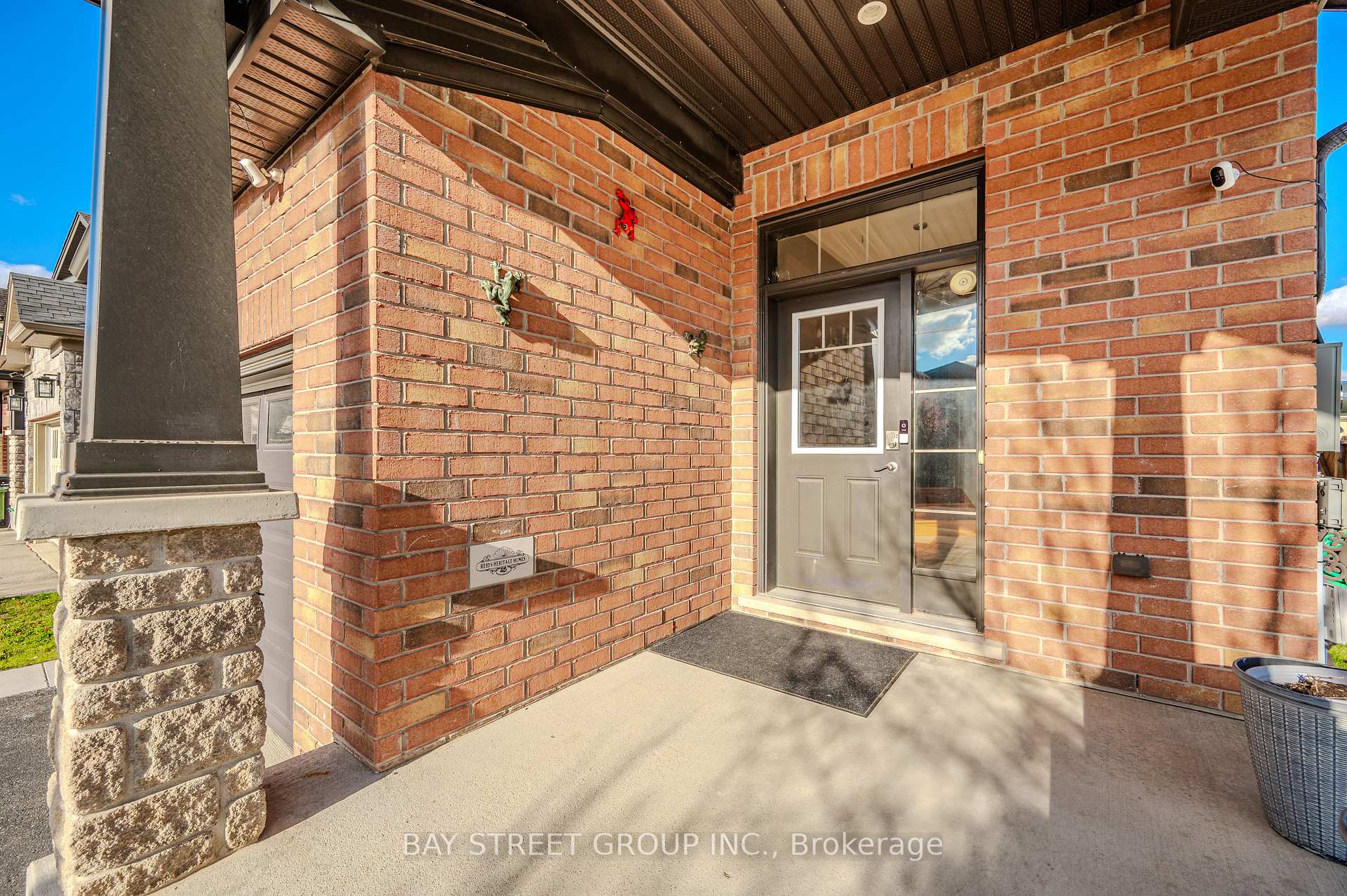 Photo 4 of 30 Samuel Drive, Guelph, Pineridge/Westminster Woods — HOMEH