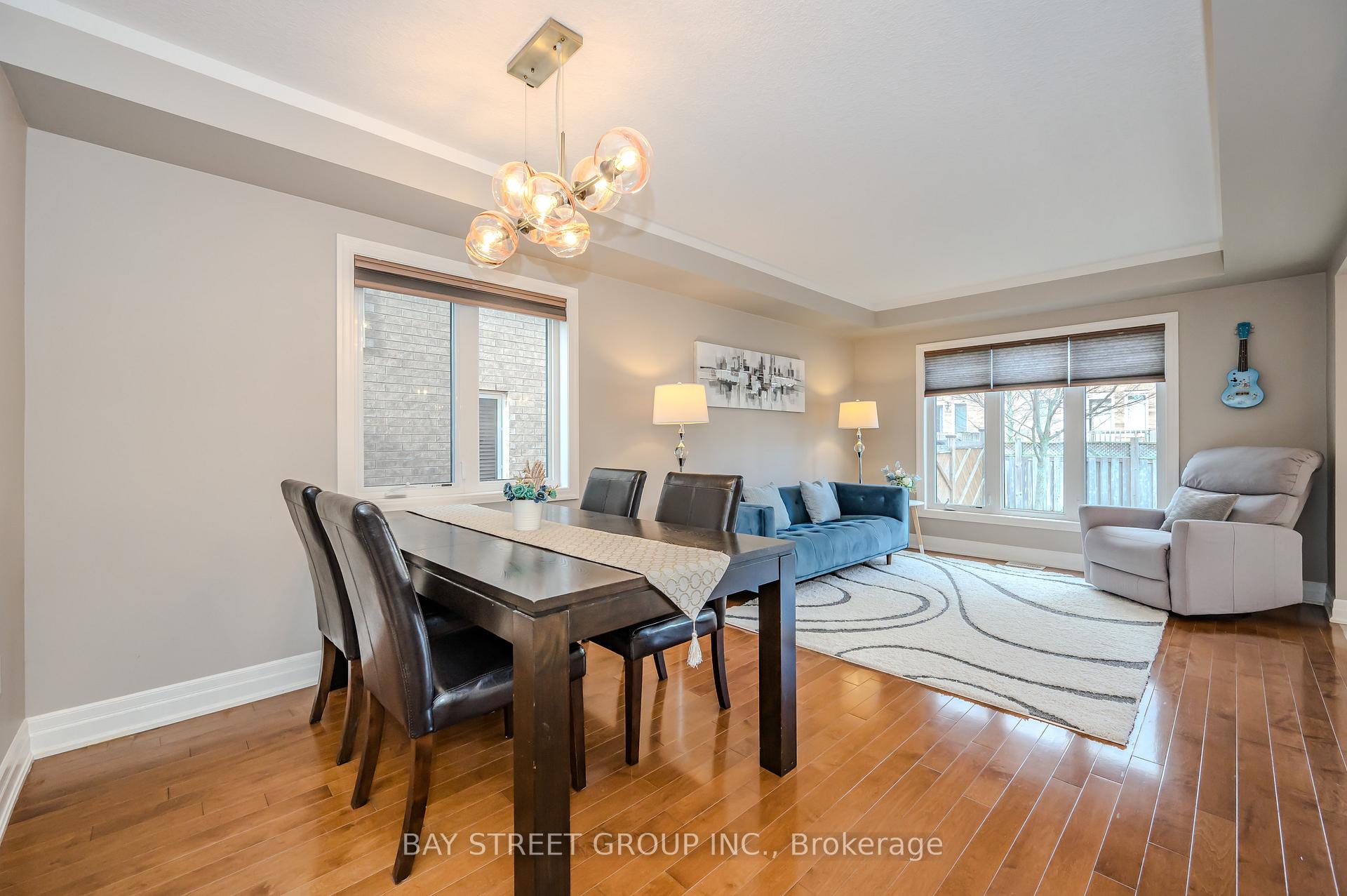 Photo 6 of 30 Samuel Drive, Guelph, Pineridge/Westminster Woods — HOMEH