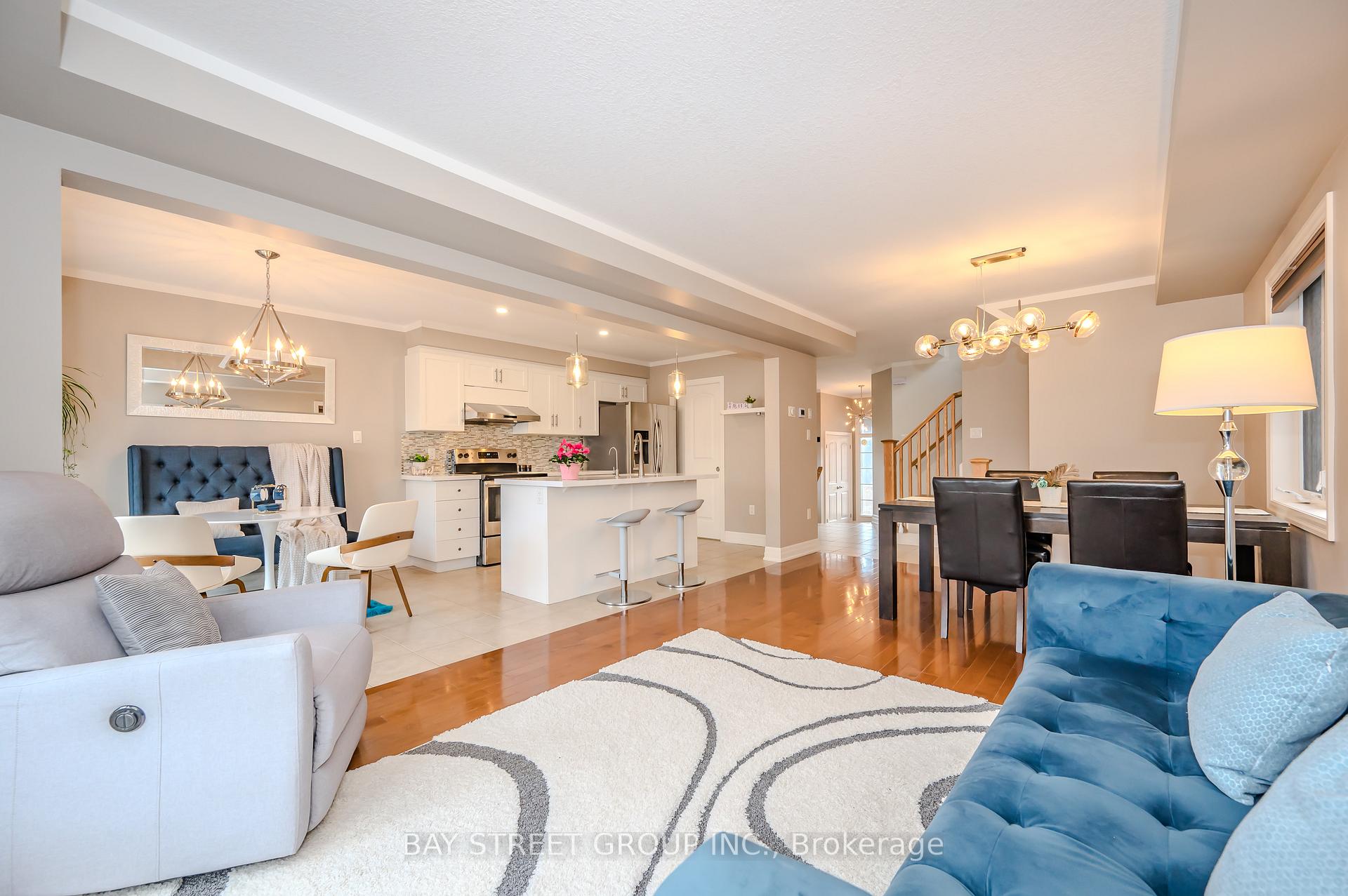 Photo 9 of 30 Samuel Drive, Guelph, Pineridge/Westminster Woods — HOMEH