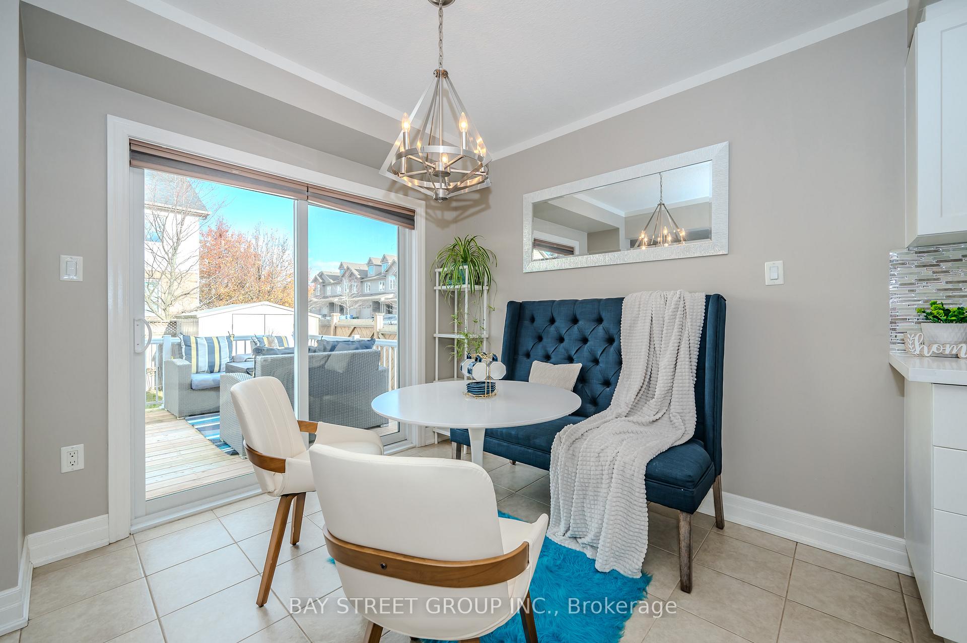 Photo 13 of 30 Samuel Drive, Guelph, Pineridge/Westminster Woods — HOMEH