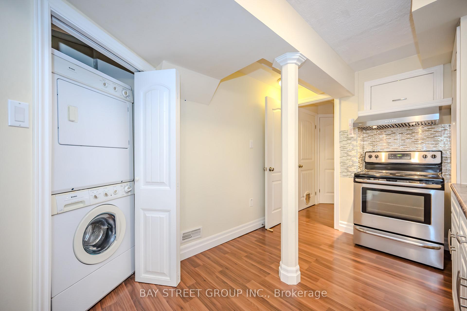 Photo 33 of 30 Samuel Drive, Guelph, Pineridge/Westminster Woods — HOMEH