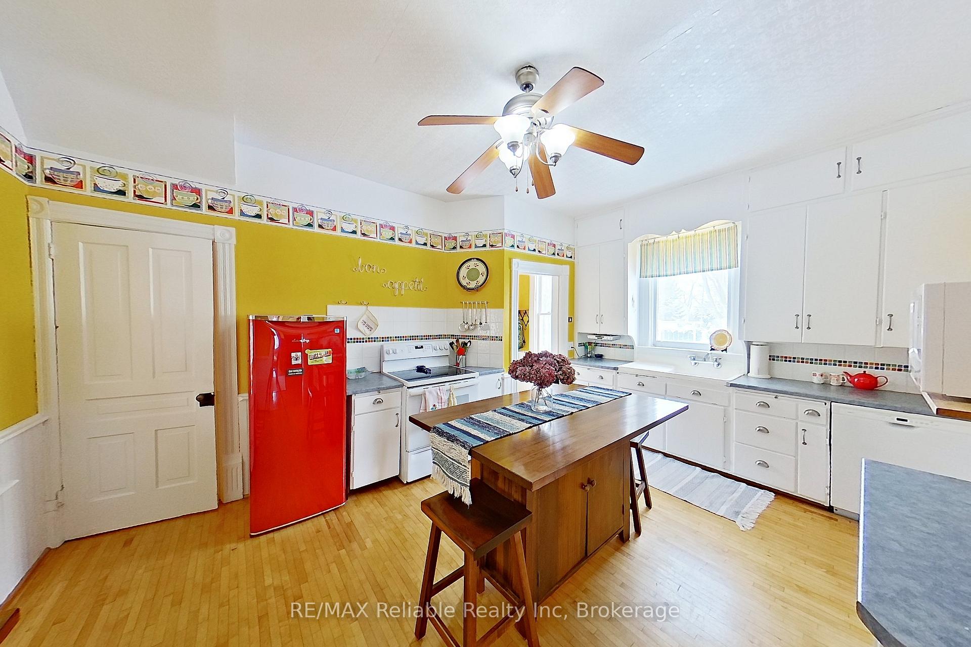 Photo 21 of 167 King Street, Bluewater, Hensall — HOMEH