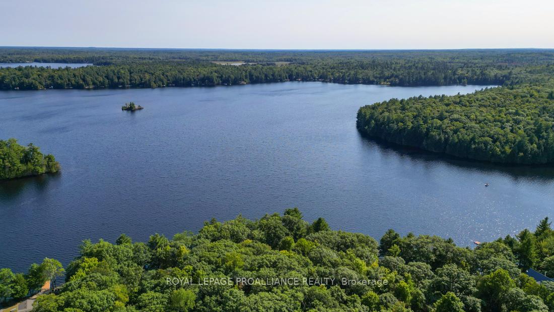 Photo 11 of 1083 Lindey Lane, Frontenac, Frontenac North — HOMEH
