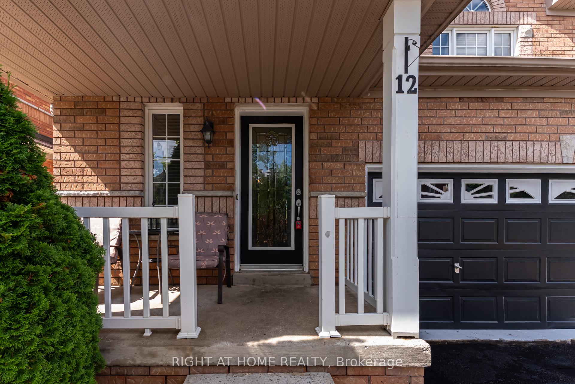 Photo 3 of 12 Joywill Court, Brampton, Fletcher's Meadow — HOMEH
