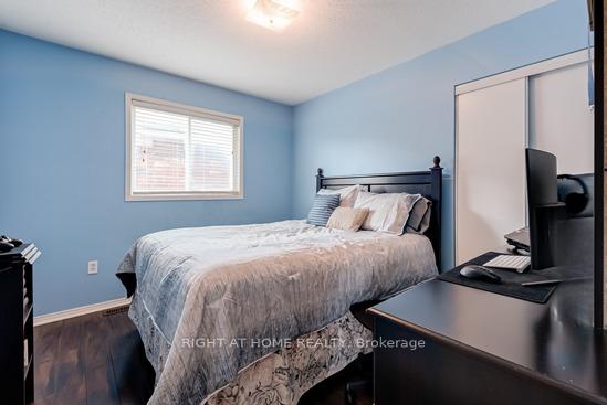 Photo 26 of 12 Joywill Court, Brampton, Fletcher's Meadow — HOMEH
