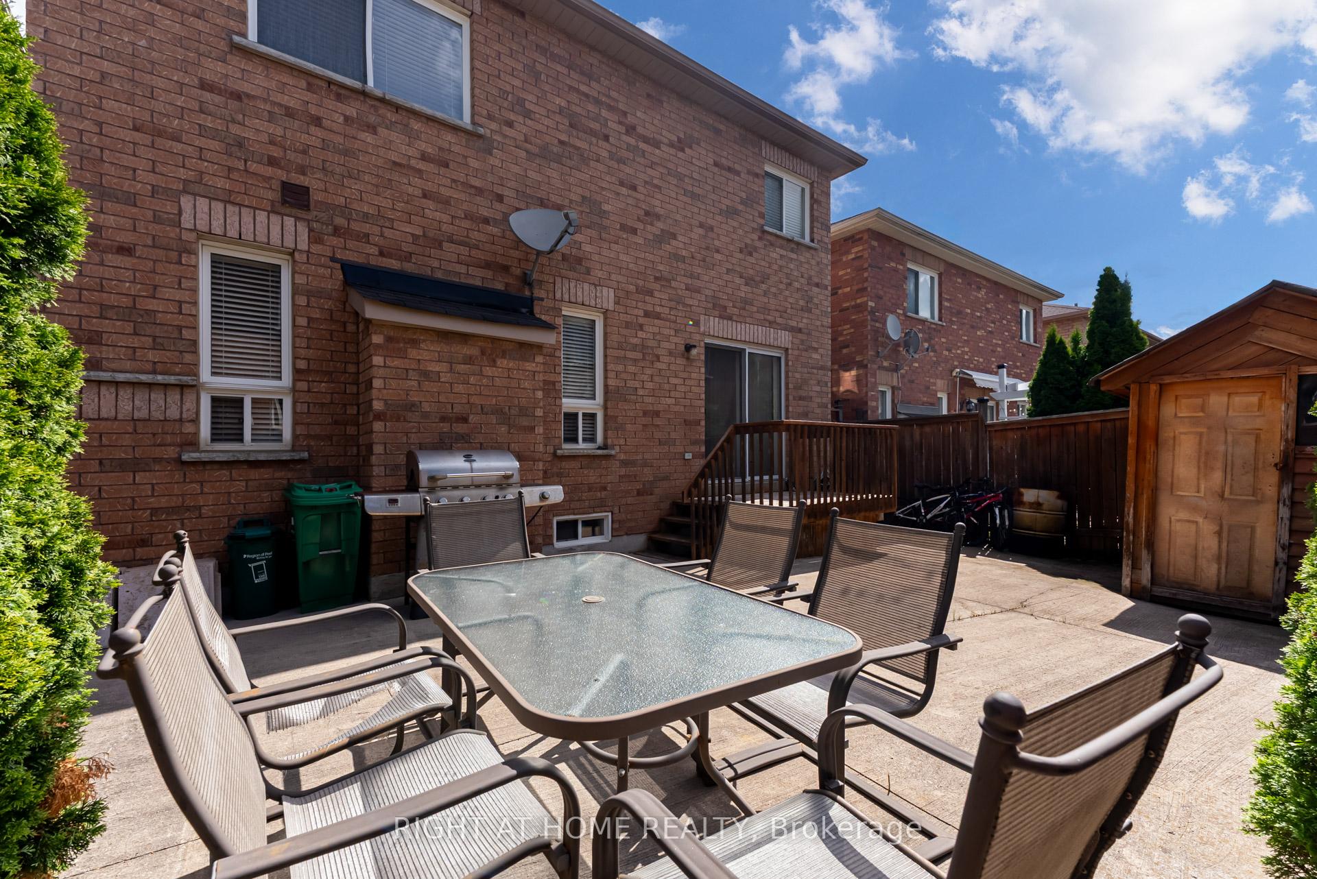 Photo 47 of 12 Joywill Court, Brampton, Fletcher's Meadow — HOMEH