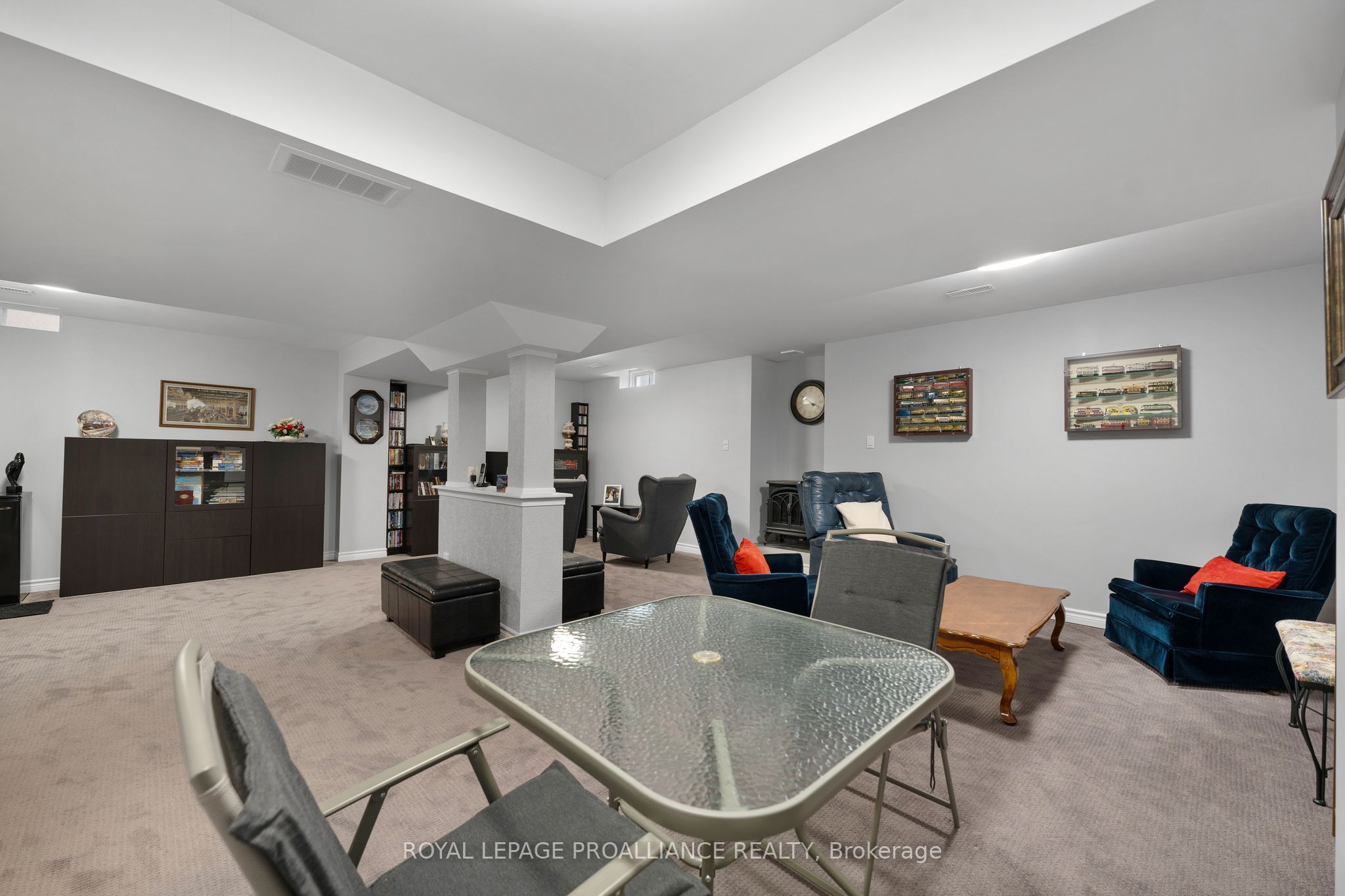 Photo 71 of 1707 Whitestone Drive, Oshawa, Samac — HOMEH