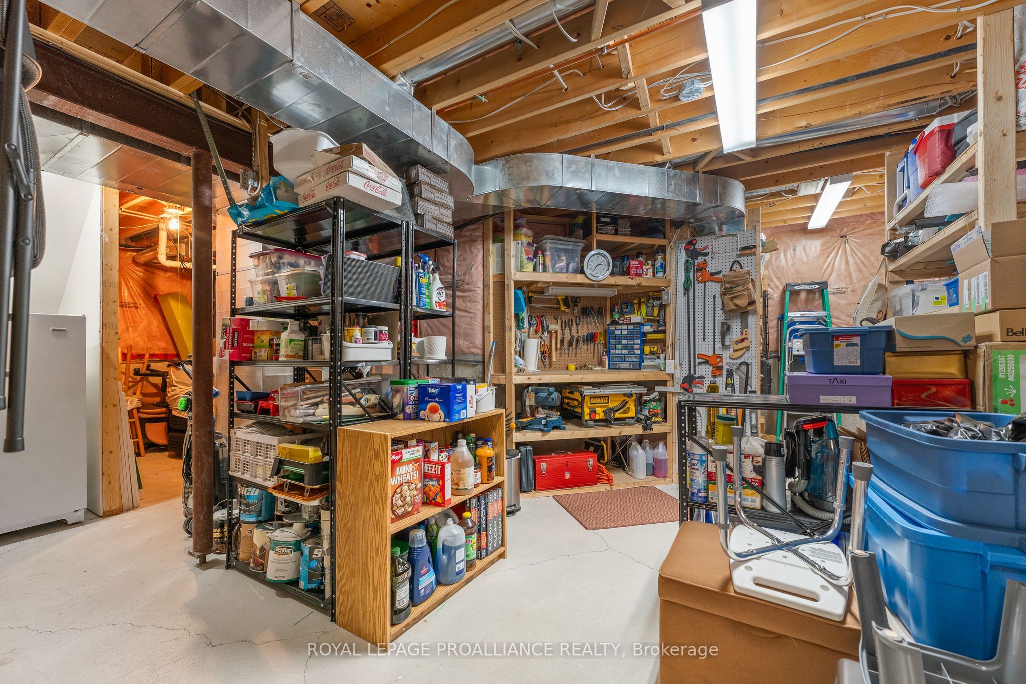 Photo 74 of 1707 Whitestone Drive, Oshawa, Samac — HOMEH