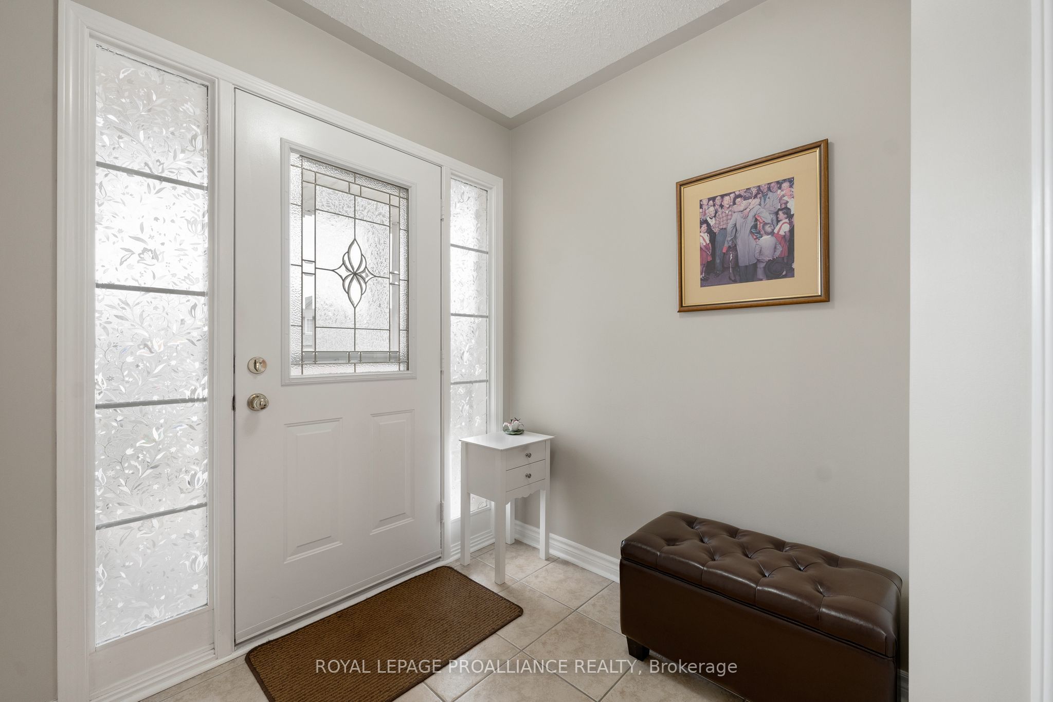 Photo 45 of 1707 Whitestone Drive, Oshawa, Samac — HOMEH