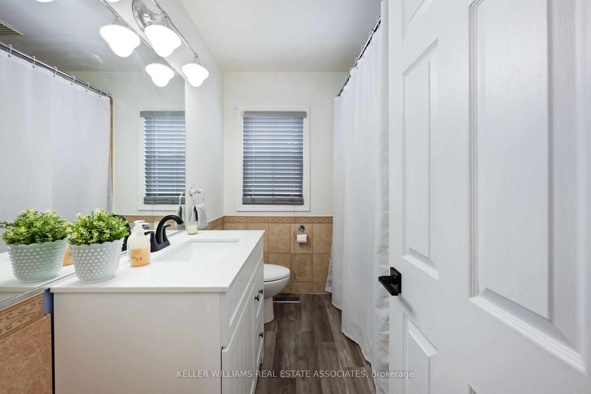 Photo 15 of 22 Mountain Street, Halton Hills, Glen Williams — HOMEH